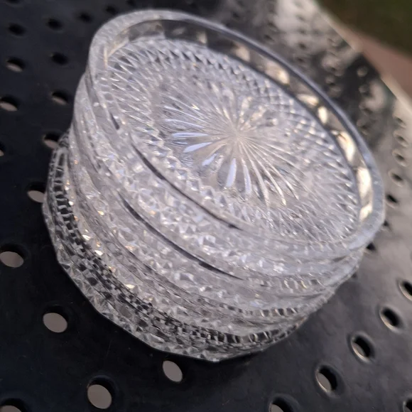 Crystal Glass Coaster Set of 4 Vintage Drink Holder or Trinket Dishes Clear - Picture 15 of 16